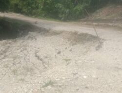 Nyaris Putus! Badan Jalan Penghubung Boni Menuju Kakaniuk – Malaka