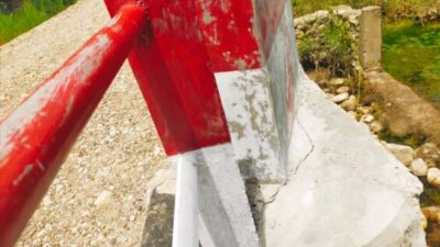 Jembatan Mini Desa Rabasa Hain Baru Selesai Dikerjakan Sudah Mulai Retak
