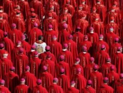 Tiga Kandidat Kuat Penerus Paus Fransiskus: Siapa Yang Paling Berpeluang?