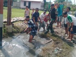 Sinergi Babinsa dan Kepala Desa Besikama Atasi Genangan Air di Besikama – Malaka Barat