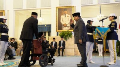 Siapa Teungku Nyak Sandang? Sosok yang Bikin Prabowo Berlutut di Istana Negara