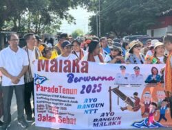 Parade Tenun Ikat Warnai Jalan Sehat HUT NTT di Malaka, TP PKK Tegaskan Komitmen Lestarikan Budaya