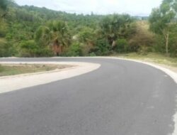 Masyarakat Puji Bupati SBS dan Wabup HMS, Jalan Malaka Kini Nyata Diperbaiki
