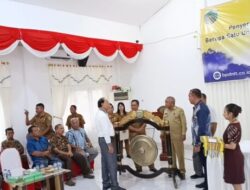 Bank NTT Serahkan Mobil Tangki Air & Luncurkan KKI untuk OPD Pemkab Malaka