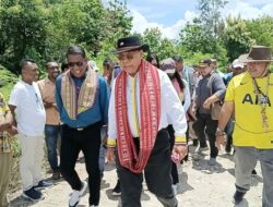 Terik Matahari Tak Jadi Halangan, Bupati SBS Pastikan Infrastruktur Jadi Benteng Rakyat