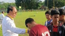 Bupati Malaka SBS Turun ke Lapangan, Suntik Semangat Pemain Muda di Laga Uji Tanding Antar SSB