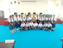 Pengurus OSIS SMPK Sulama Kada Study Tour ke DPRD Malaka