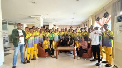 Bupati Sikka Utus Panitia Soeratin Cup Antar Bantuan untuk PS Malaka, Beras 15 Kg dan Air Mineral 5 Dus