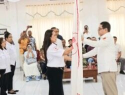 Pelantikan PMI Malaka di Tengah Bencana NTT, Dr. Oktelin: Banyak Orang Membutuhkan Bantuan