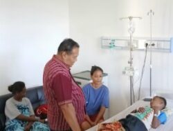 Pemda Malaka Respon Cepat Cek Kondisi Siswa SDK yang Diduga Keracunan MBG di RSUPP Betun